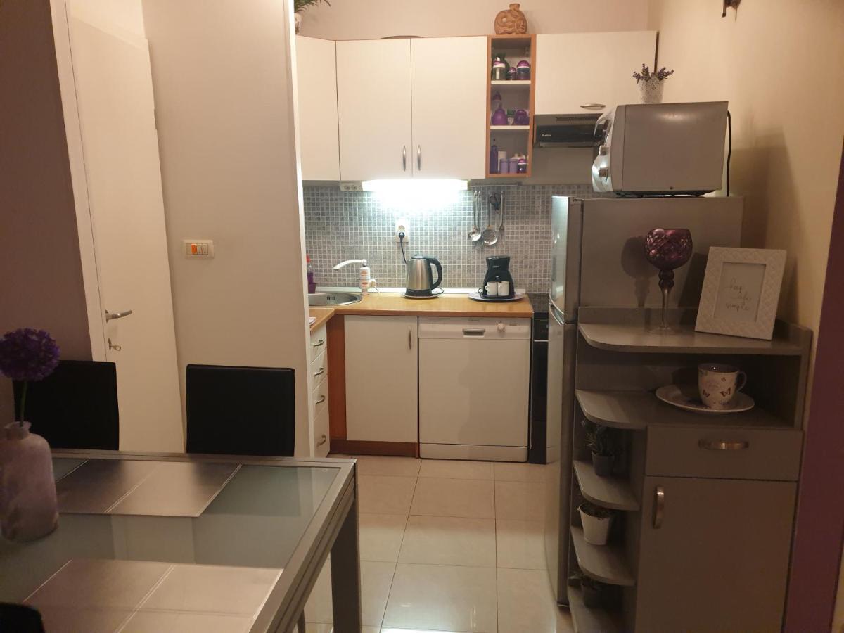 Apartments And Rooms Villa Lina Split Bagian luar foto